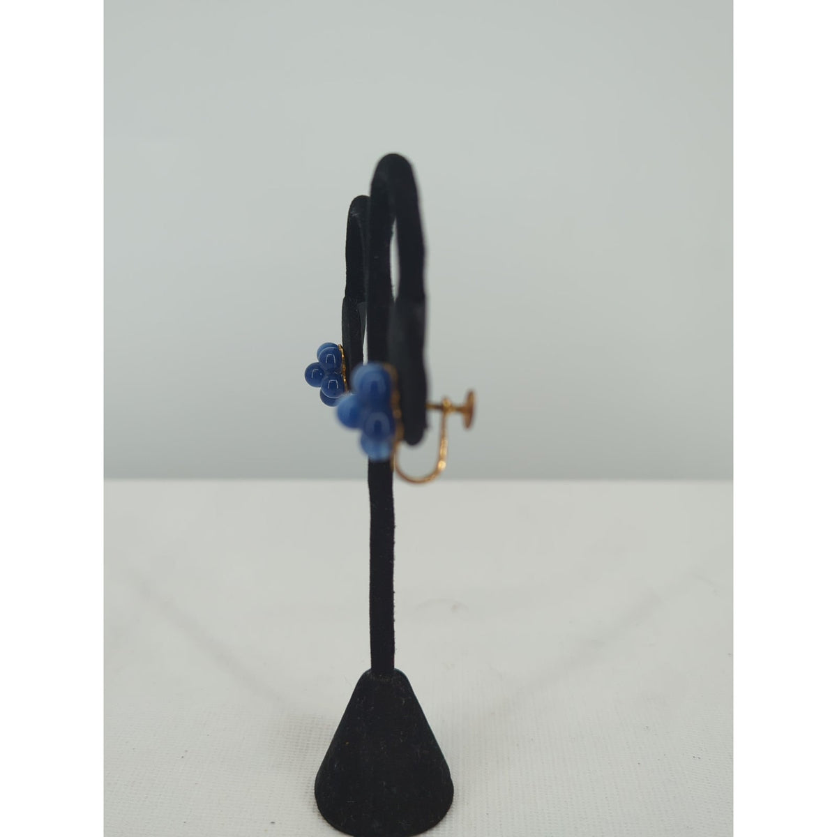 Vintage Mid Century Cobalt Cluster Bead Screw Back Earrings Retro French Country
