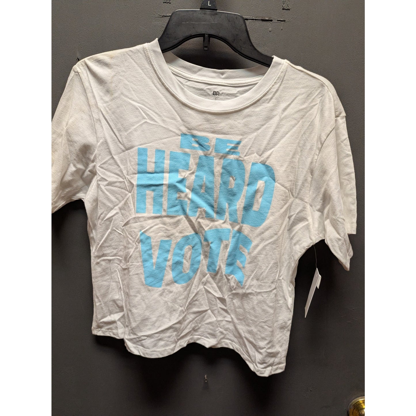 BP. Gray & Blue "Be Heard Vote" Graphic Print Short Sleeve T-Shirt Small NWT