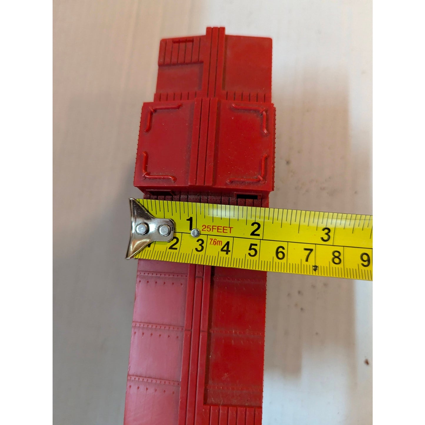 Vintage Red Model Train Caboose Car Metal Undercarriage Lionel #6017