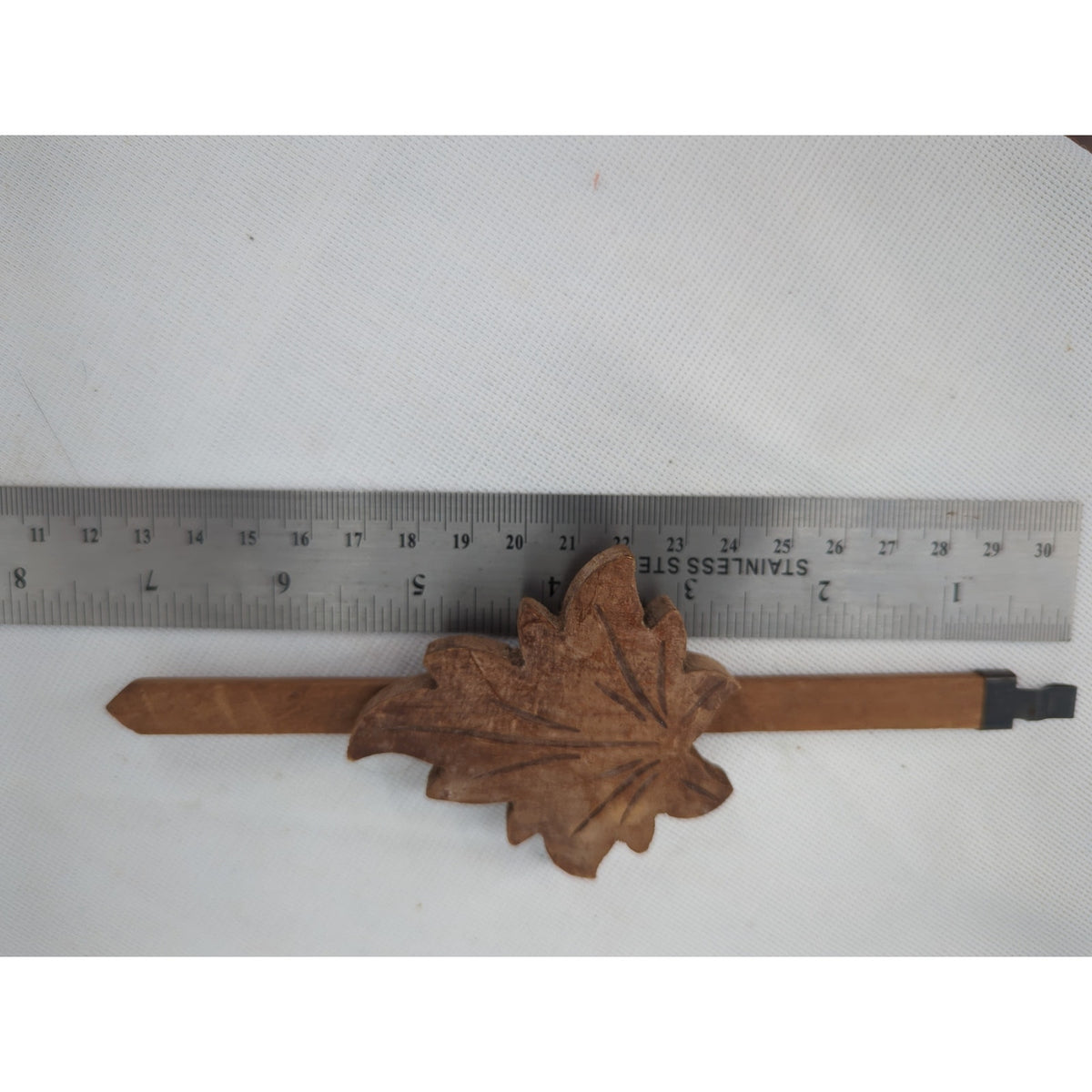 Vintage Black Forest Carved Wood Cuckoo Clock Pendulum Replacement Part Leaf
