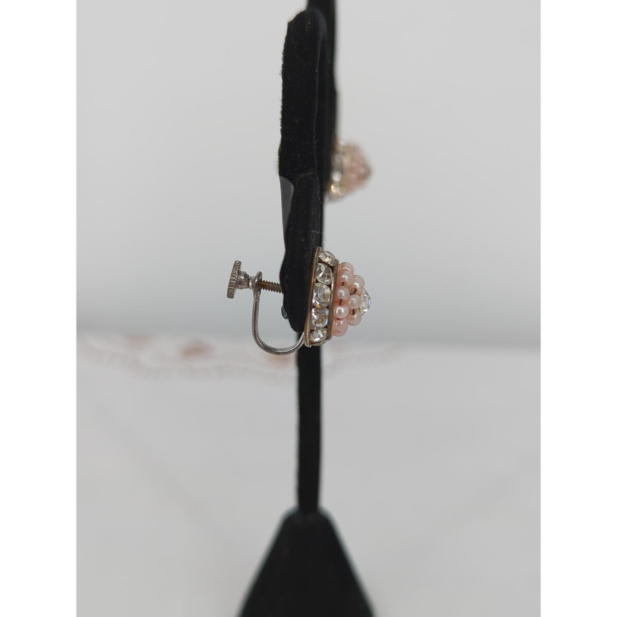Vintage Faux Pearl Rhinestone Cluster Screw-Back Earrings Retro Elegance