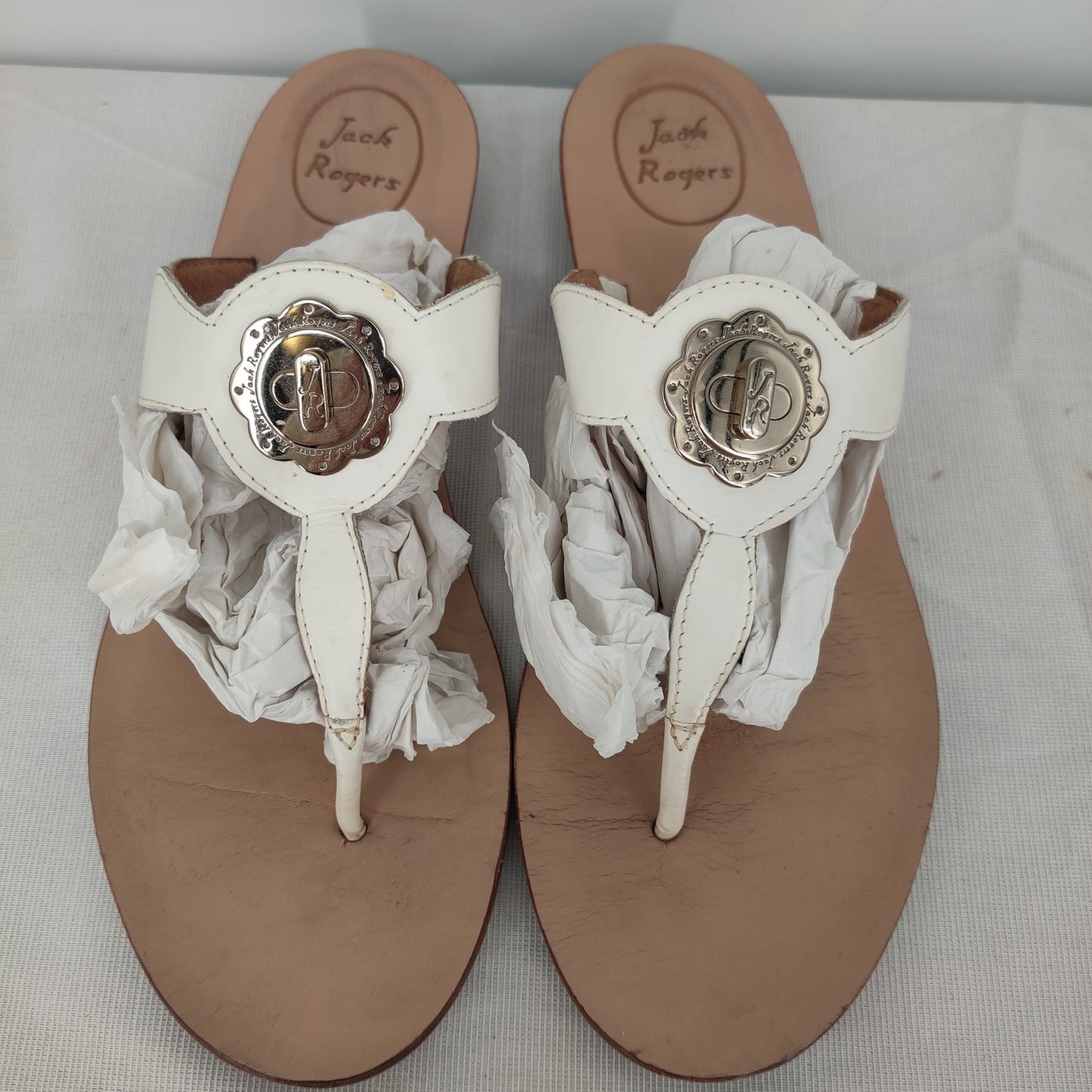 Jack Rogers White Platinum Medallion Flat Sandals Size 10 Preppy Resort