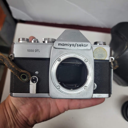 Vtg. MAMIYA Sekor 1000 DTL 35 MM camera, case, strap, Vivitar  55 MM lens
