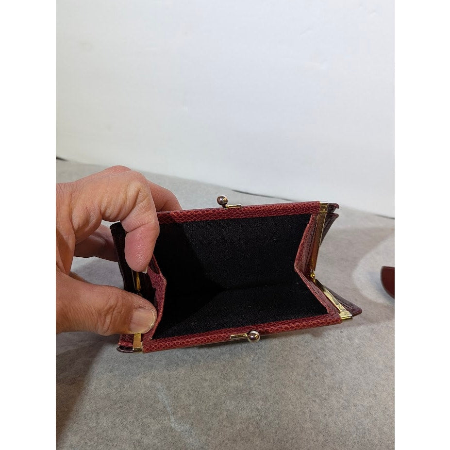 Vintage Anne Klein Lion Logo Burgundy Leather Kiss Lock Wallet 1990s