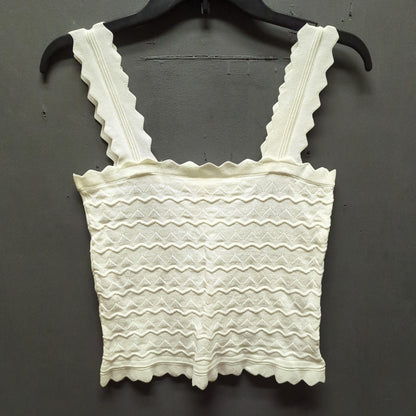 GB Gianni Bini Cream Pointelle Knit Scalloped Cami Crop Top Medium Tank