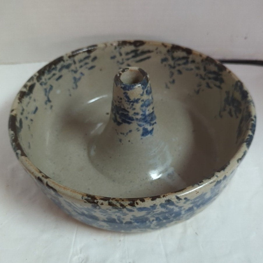 Vintage Hand Thrown Pottery Splatterware Bundt Pan Signed Aubrey Brown 2002 Blue