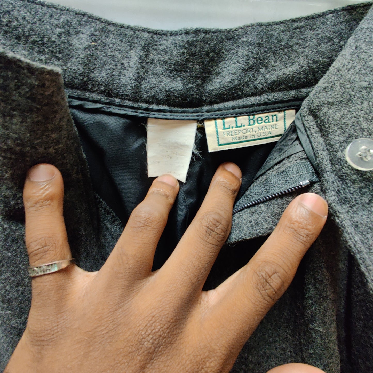 L.L. Bean Vintage Wool lined pleated trousers size 8 gray