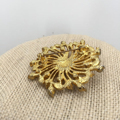 Vintage sparkling brooch pendant, dome clear rhinestone flower gold brooch Swirl