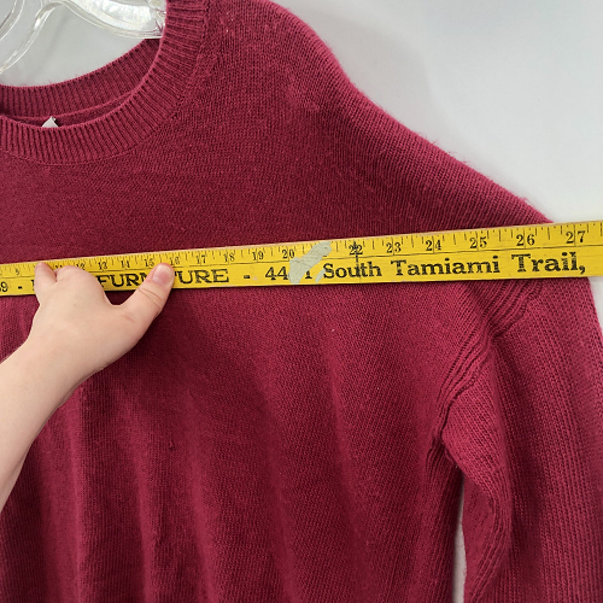 Chelsea28 Long Sleeve Pullover Knitted Sweater Crew Neck Split Hem Red small