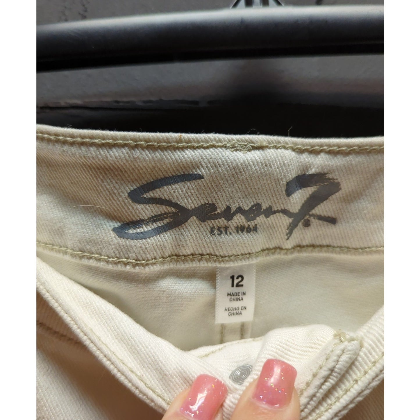 Seven7 Off-White High Rise Slim Straight Jeans Minimalist Aesthetic Size 12