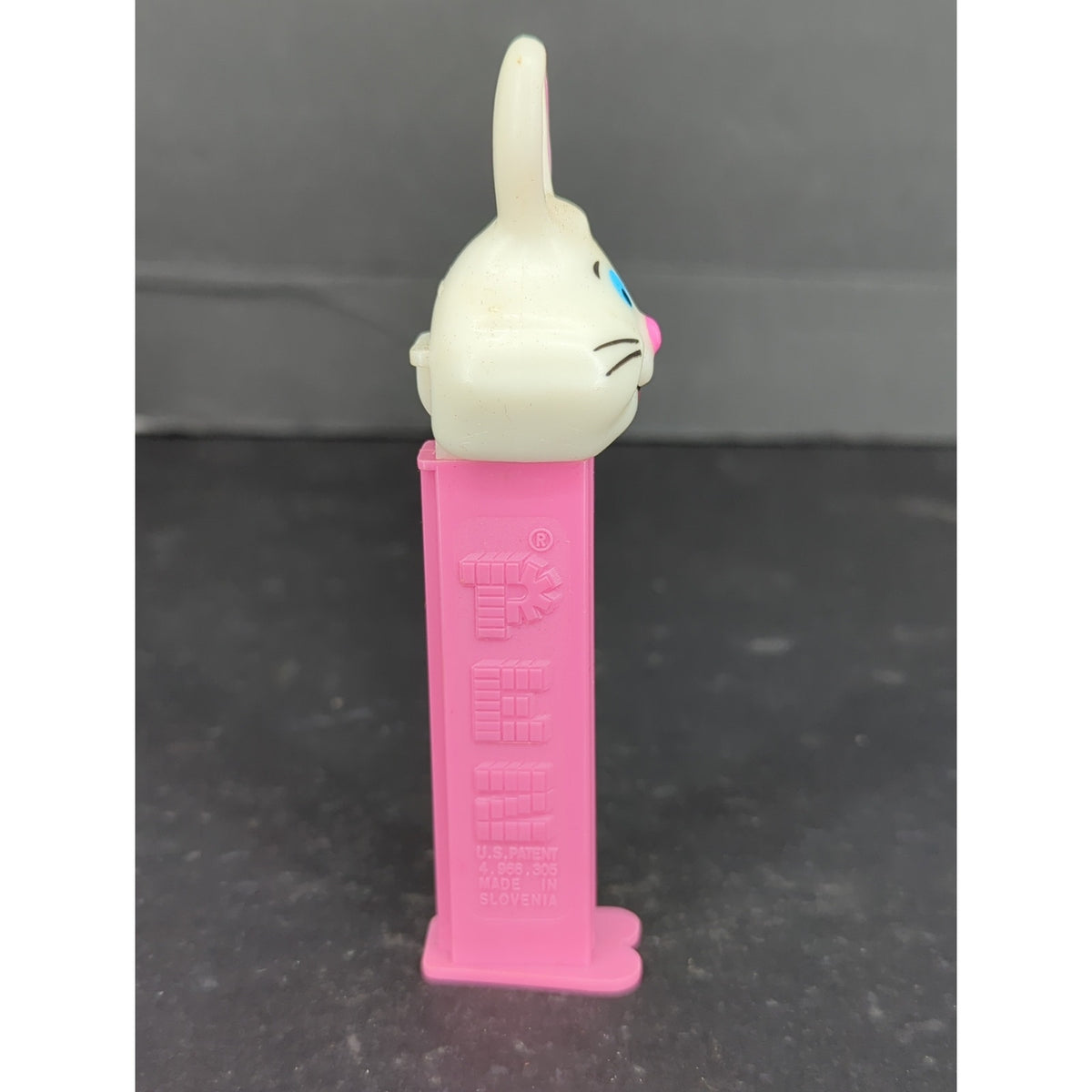 1998 Vintage Easter Bunny Pez Dispenser Pink Stem Collectible
