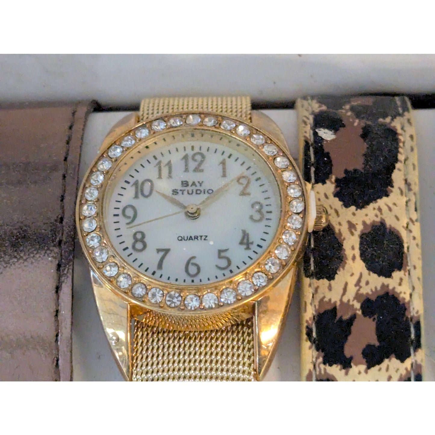 Vintage Bay Studio Interchangeable Watch Gift Set 5 Bands 2 Bezels cases