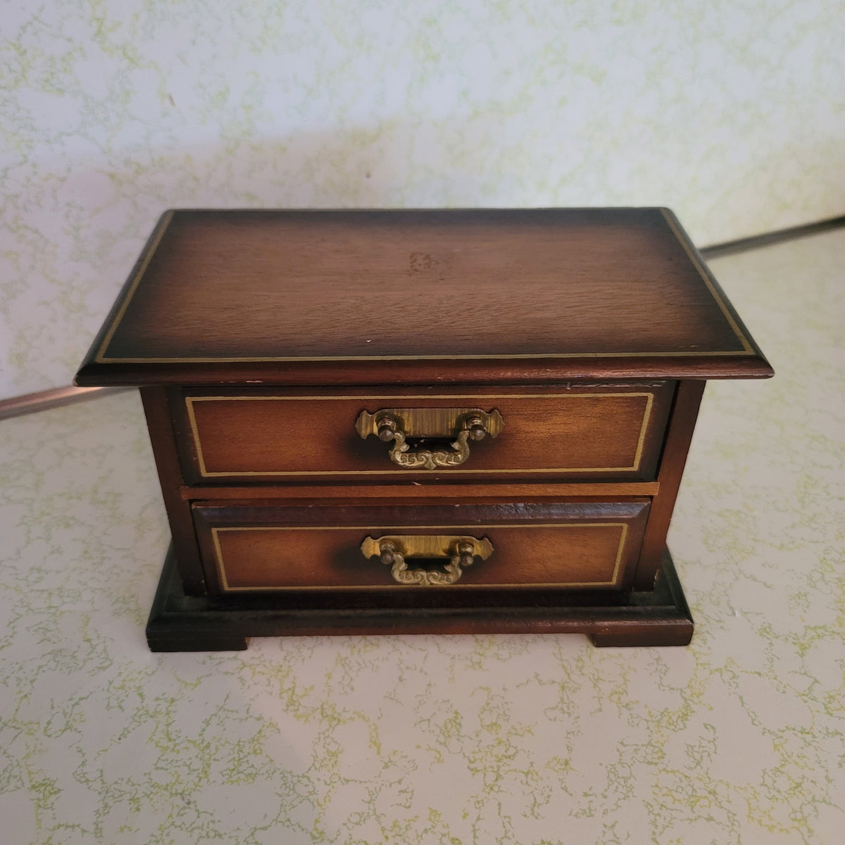 Vintage JEWELRY  wood music box brown yellow lining rings small vanity dresser