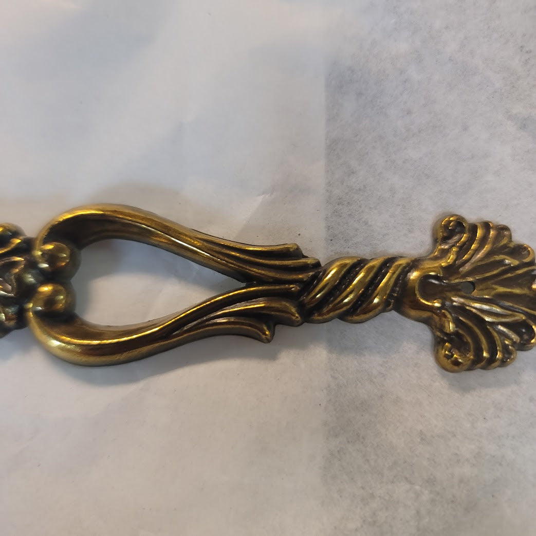 Vintage KBS 1995 Ornate Scroll Brass Cabinet Pulls Backplates Set 4 Furniture