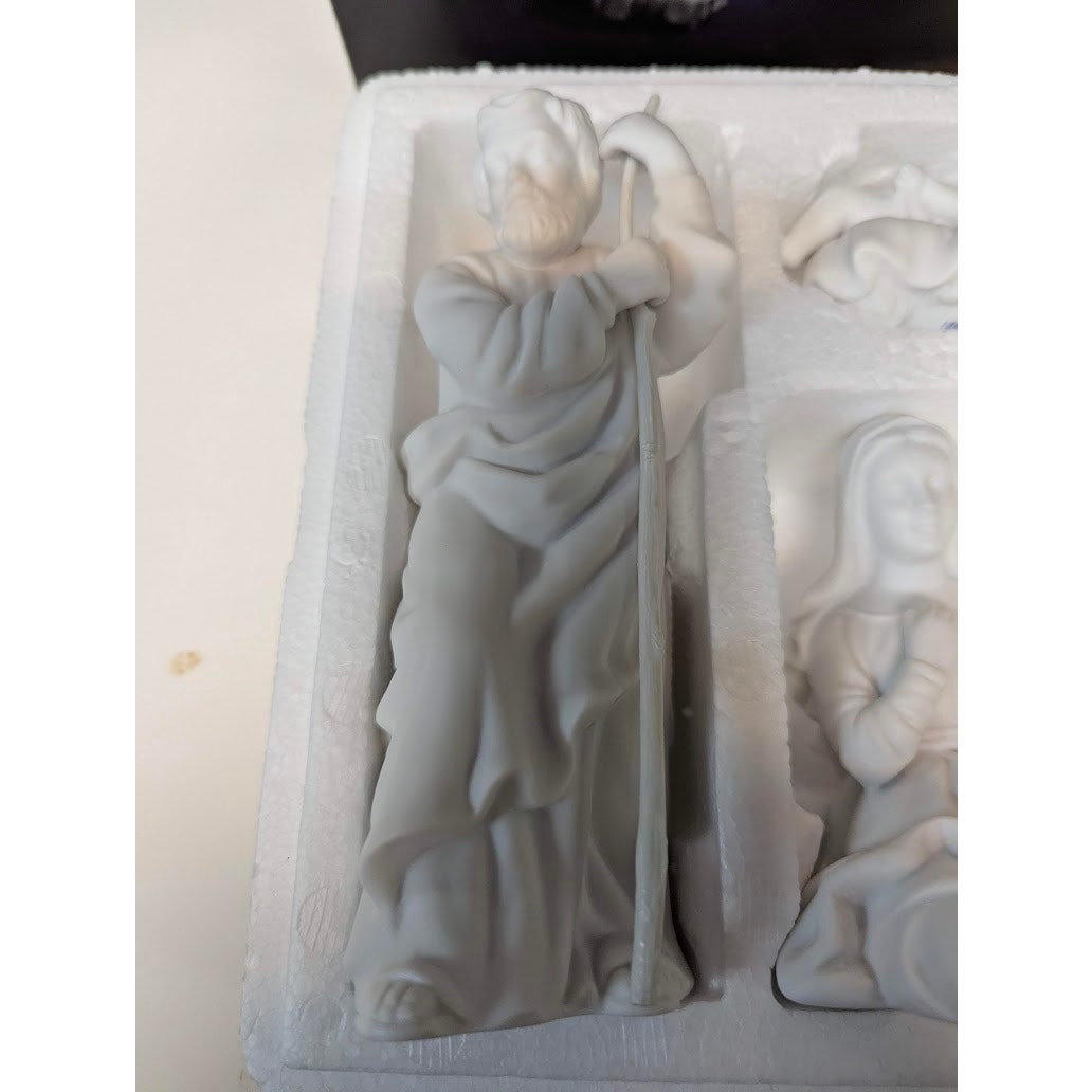 Vintage 1981 Avon Nativity Collectibles Fine White Bisque Porcelain Holy Family