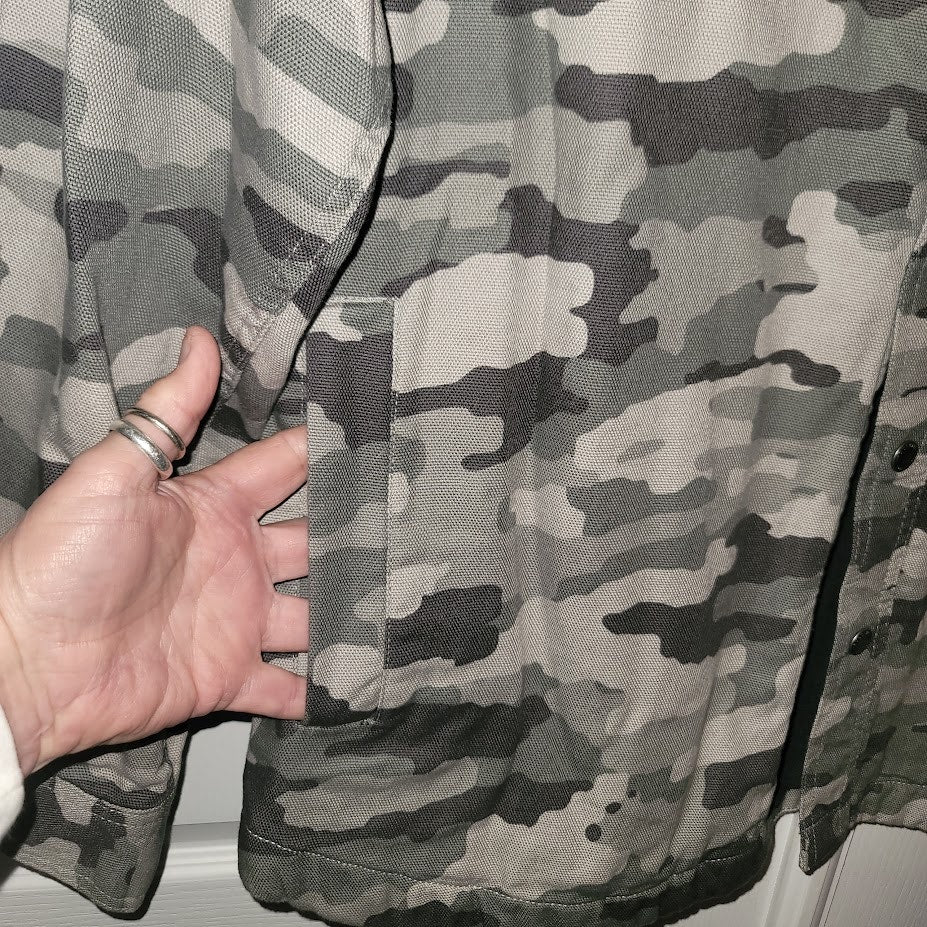 Duluth Trading Co. Men's Lined Shirt Jacket Large Grey Camo Workwear Shacket