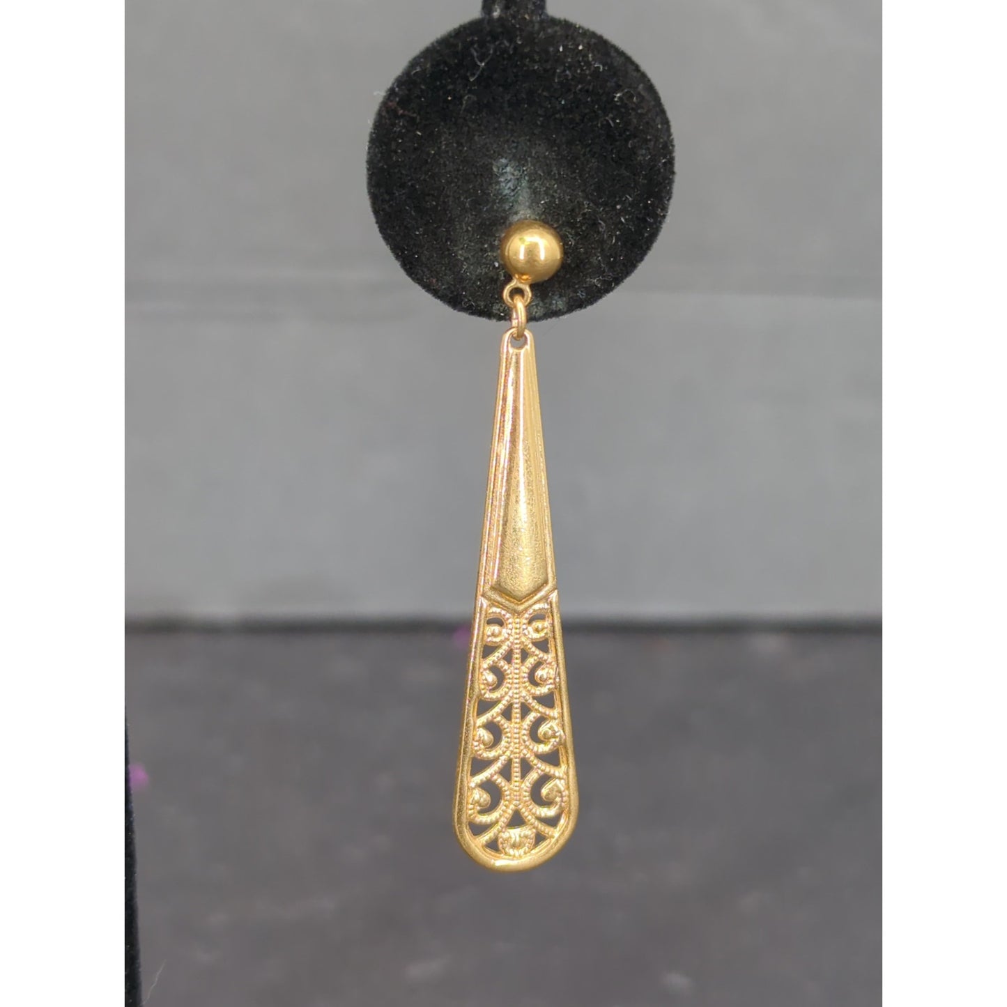 Vintage Gold Tone Filigree Teardrop Long Dangle Drop Post Earrings