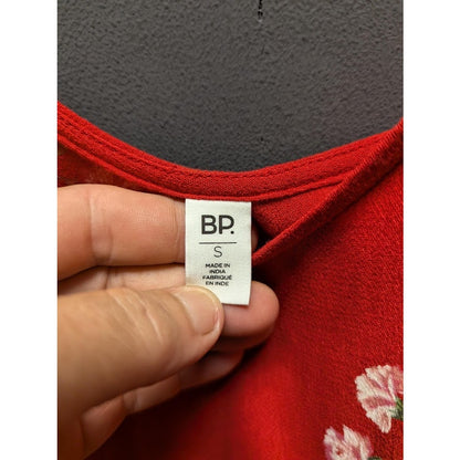 Nordstrom BP. Red floral Women’s tank top Crop V Neck Size Small Camisole Top