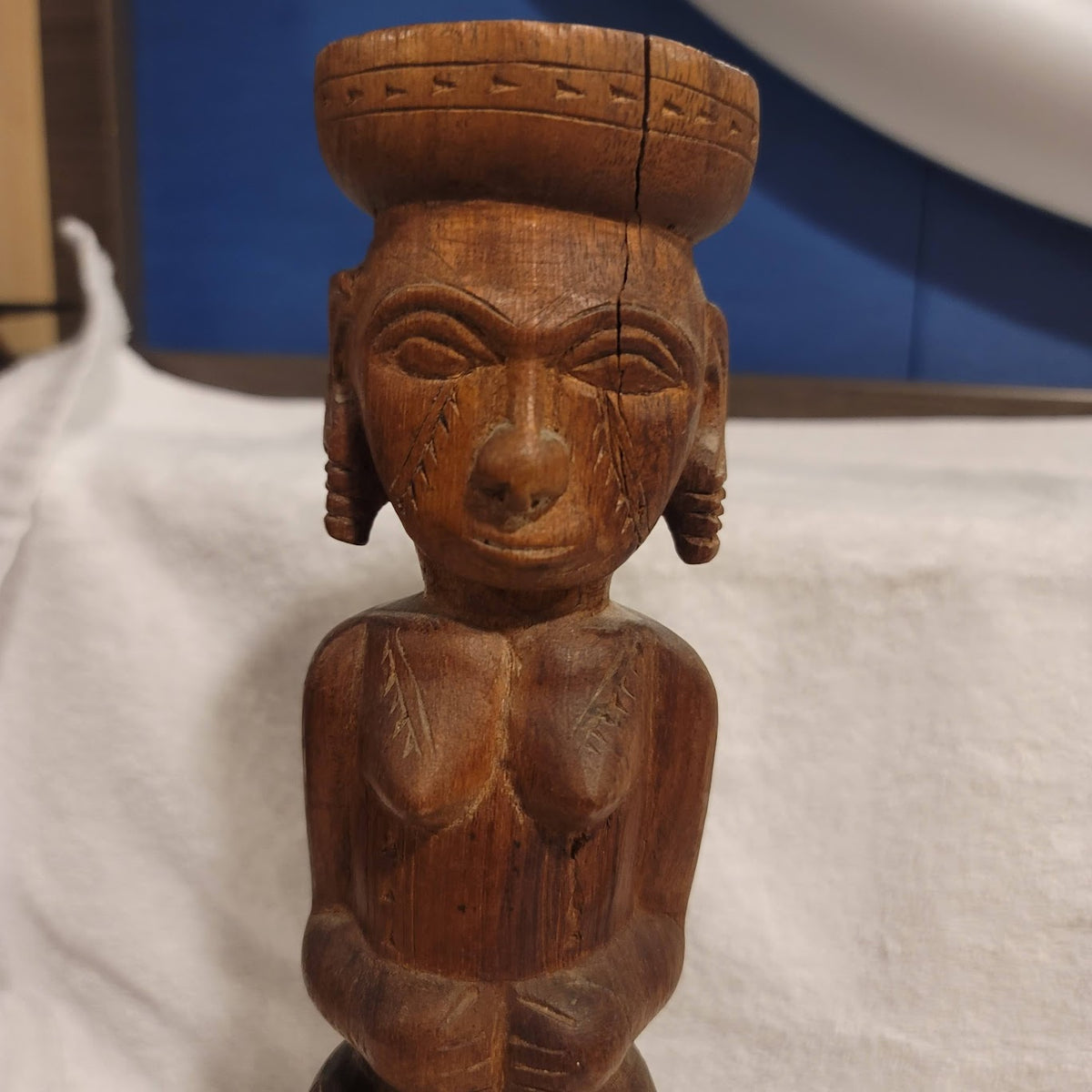 VINTAGE Papua New Guinea Massim Wood Tribal Carving Female Statue 12" Totem