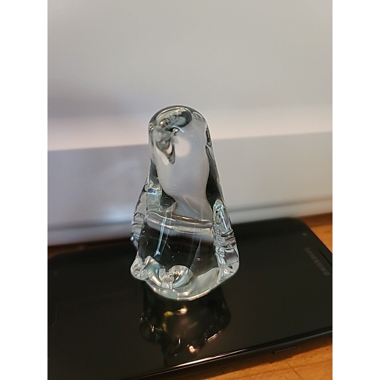 Crystal Glass Penguin Figurine Cute Little BELLY and Feet. Happy Collectible 3"