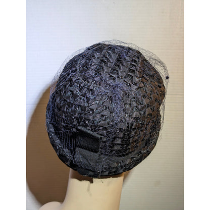 Vintage 50s Black Cellulose Woven Cloche Hat Veiled Mid-Century Mod MCM Bucket