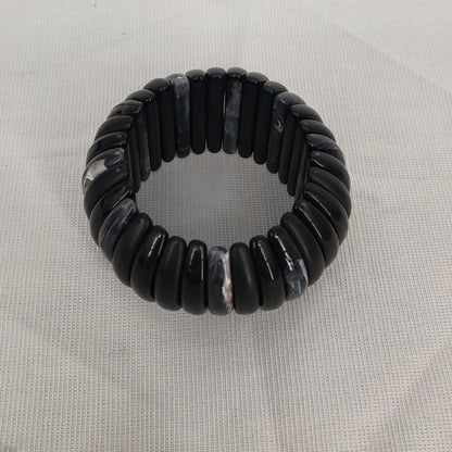 Vintage Black & White Ribbed Acrylic Stretch Bracelet 80s Chunky Statement MCM
