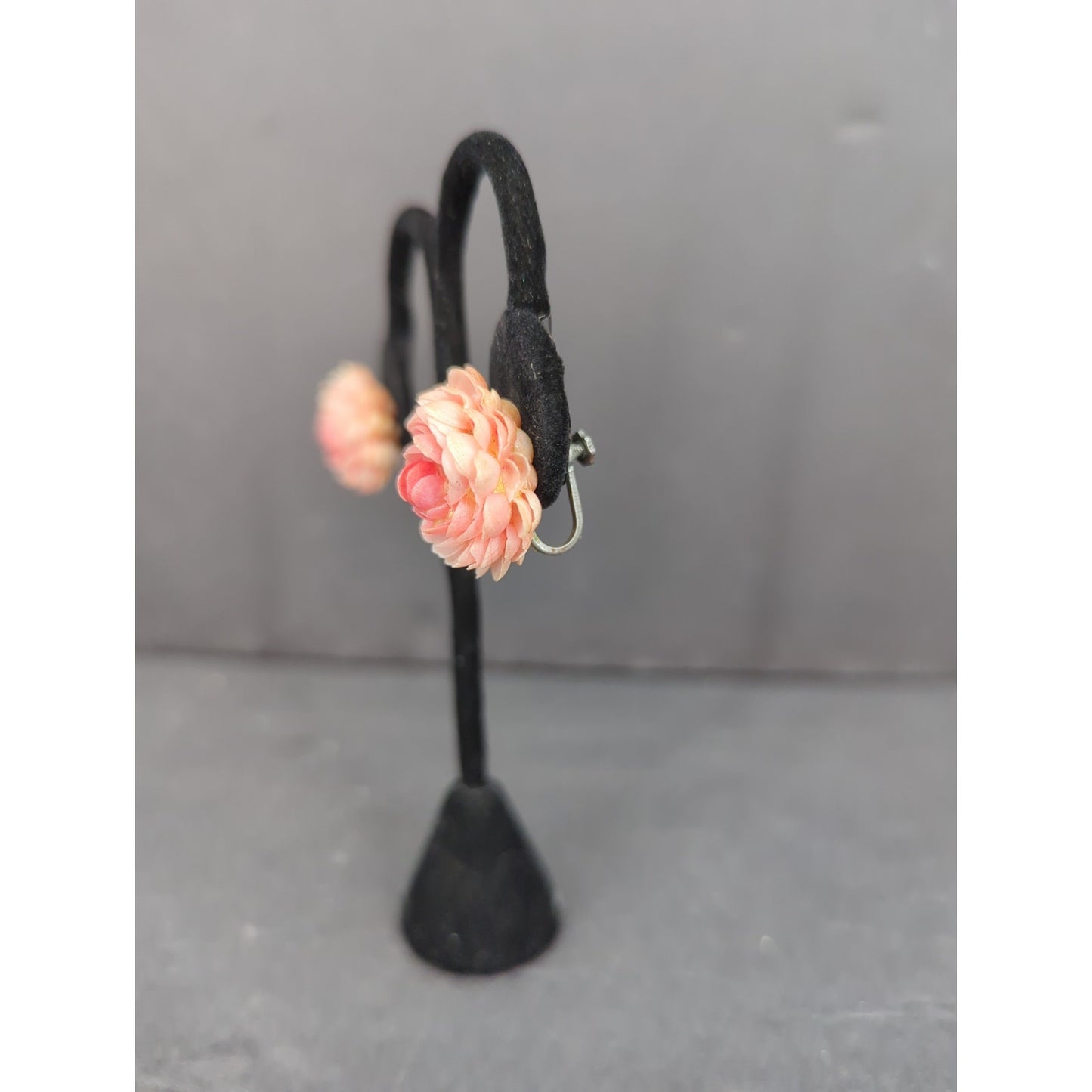 Vintage 50s Glam Pink Resin Rose Flower Stud Pierced Earrings Mid Century Modern