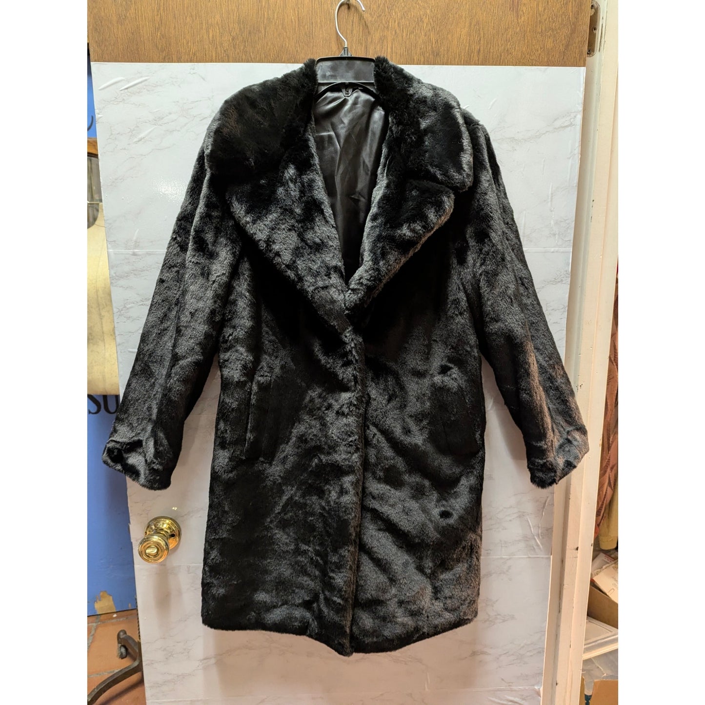 Time and Tru Cozy Size Medium 8-10 Black Faux Fur Long Winter Coat Luxe Glam
