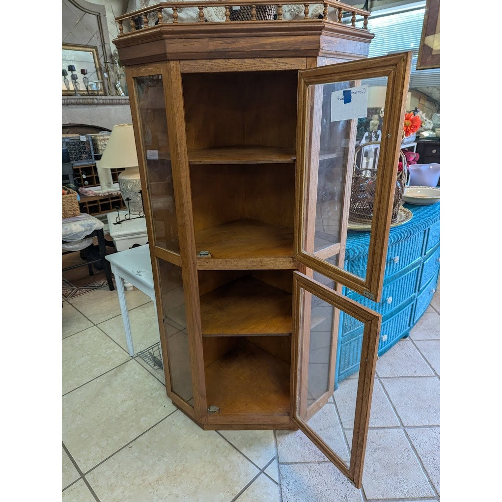 SECONDHAND SANDIES: WOOD CORNER CABINET