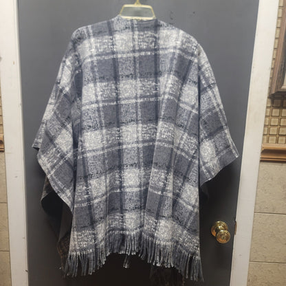 Eivissa Gray Plaid Reversible Wrap Poncho Fringe Trim One Size