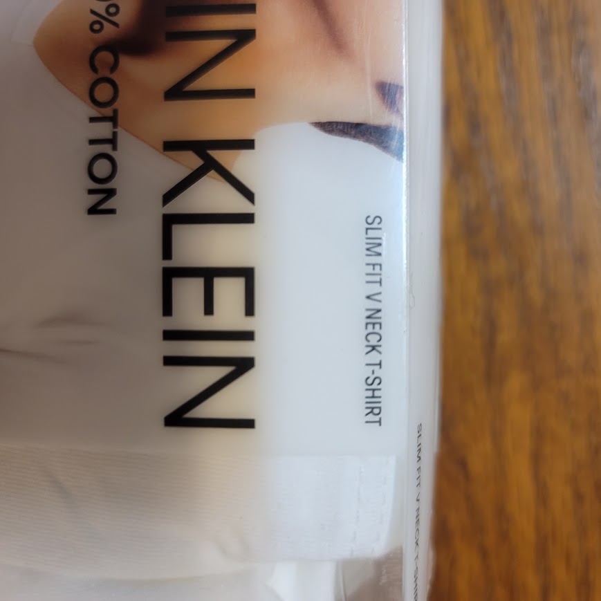 NWT Calvin Klein 100% Cotton Slim Fit V-Neck T-Shirts 3-Pack Medium