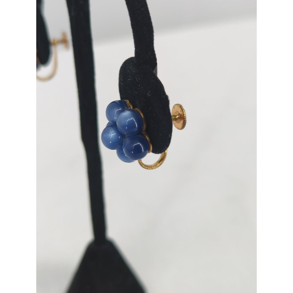 Vintage Mid Century Cobalt Cluster Bead Screw Back Earrings Retro French Country
