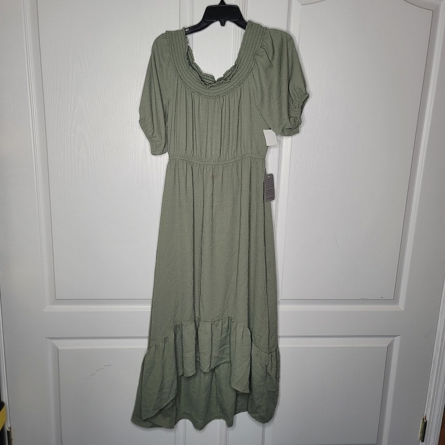 NEW Superfoxx Size Large Sage Green Midi Peasant Dress Off Shoulder Short Sleeve