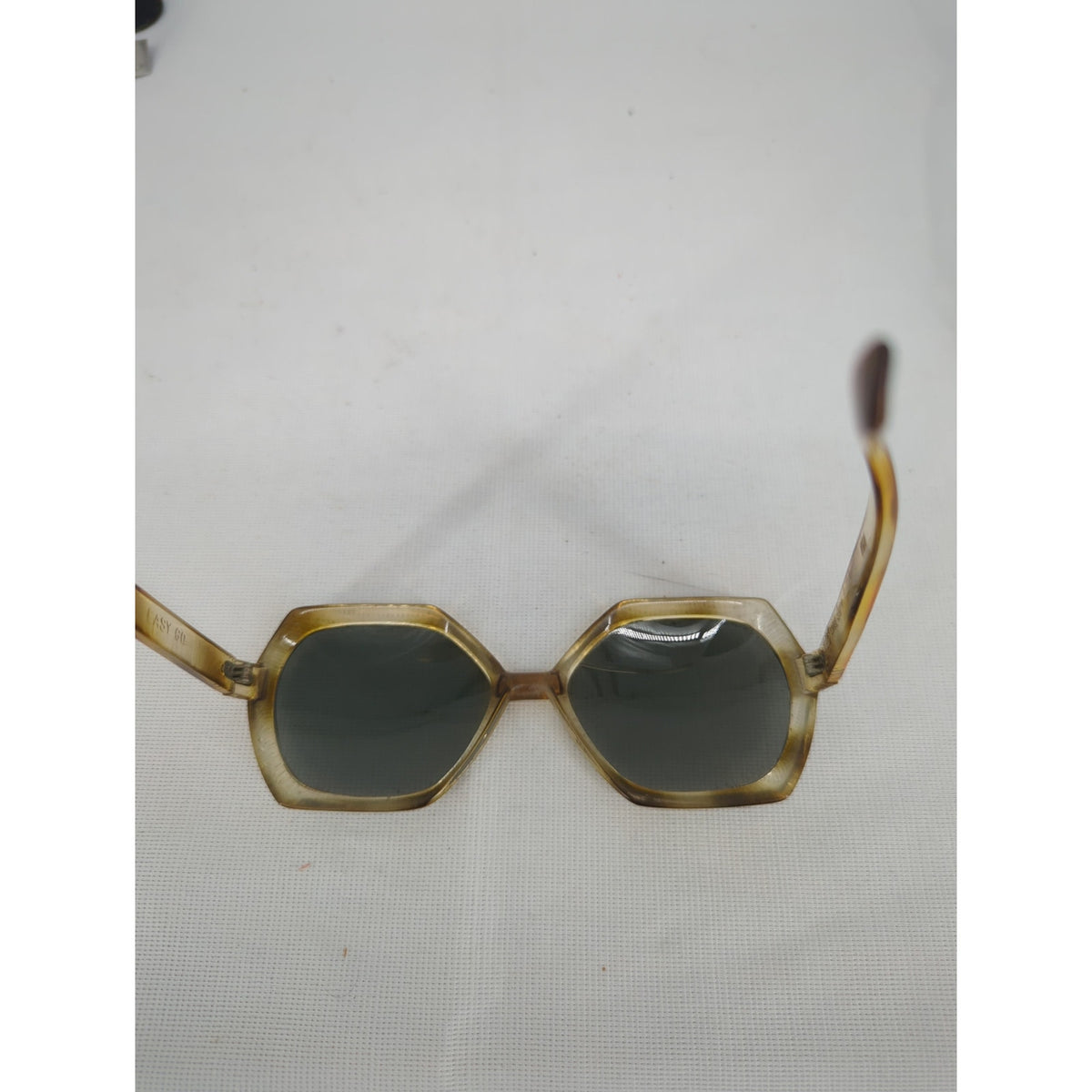 Vintage Cool-Ray tinted Tortoise Shell Sunglasses with Case