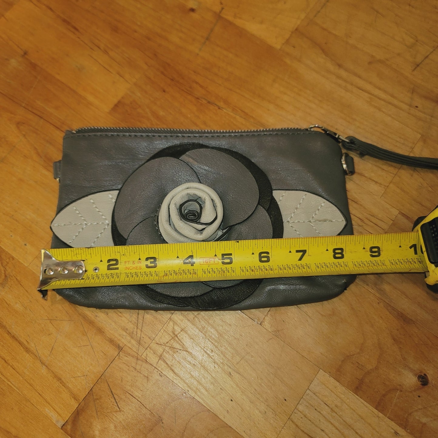 Depeche Mode Womens gray Wristlet with Flower Embellishment - 4x 7 - Zip Close
