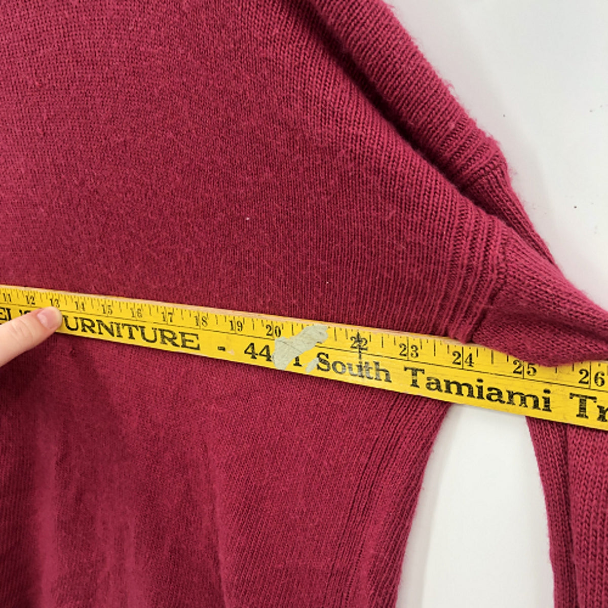 Chelsea28 Long Sleeve Pullover Knitted Sweater Crew Neck Split Hem Red small