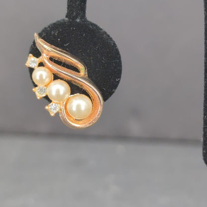 Vintage Trifari Brushed Gold Tone Faux Pearl Leaf Cluster Clip On Earrings Retro