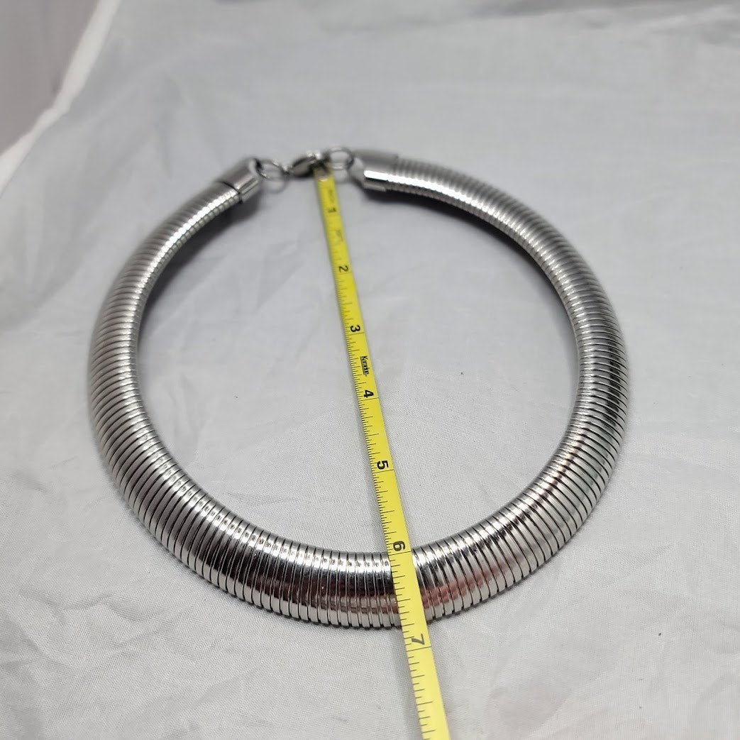 Silver Tone Textured Collar Necklace Choker Statement 1980's