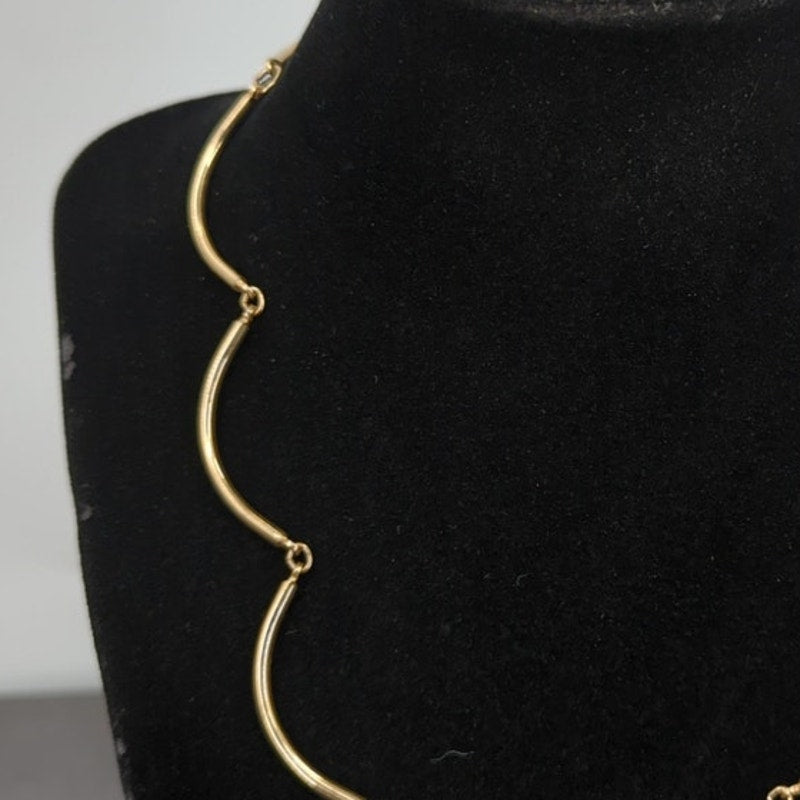 Vintage Fashion Necklace Sarah Coventry Gold-Tone Scalloped Wave Link