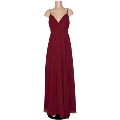 Lulu’s NEW All About Love Maxi Dress Size Medium Burgundy Wind Red flowy