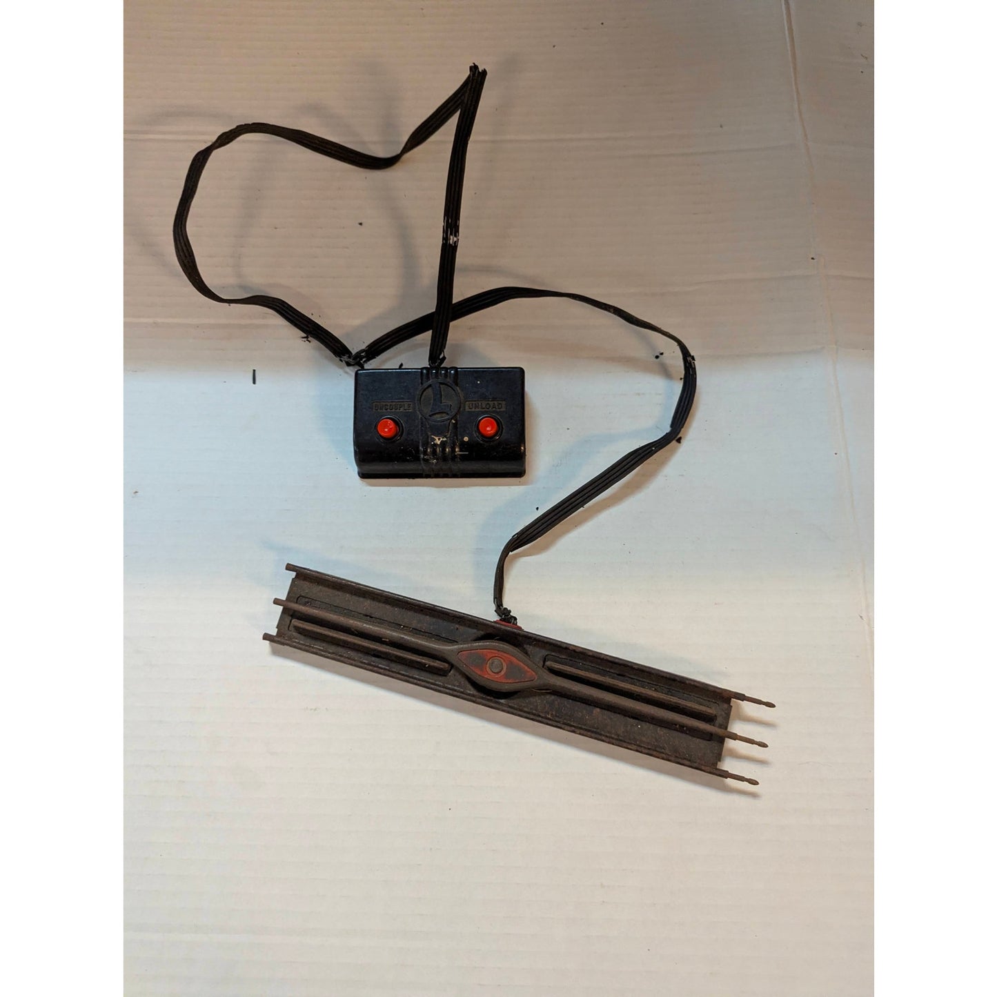 Lionel Vintage O Gauge Model Train Remote Control Switch & Track Accessories Lot