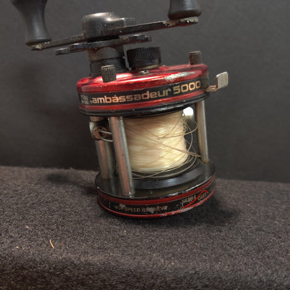 Fishing REEL Abu Garcia Ambassadeur 5000 baitcasting with box used