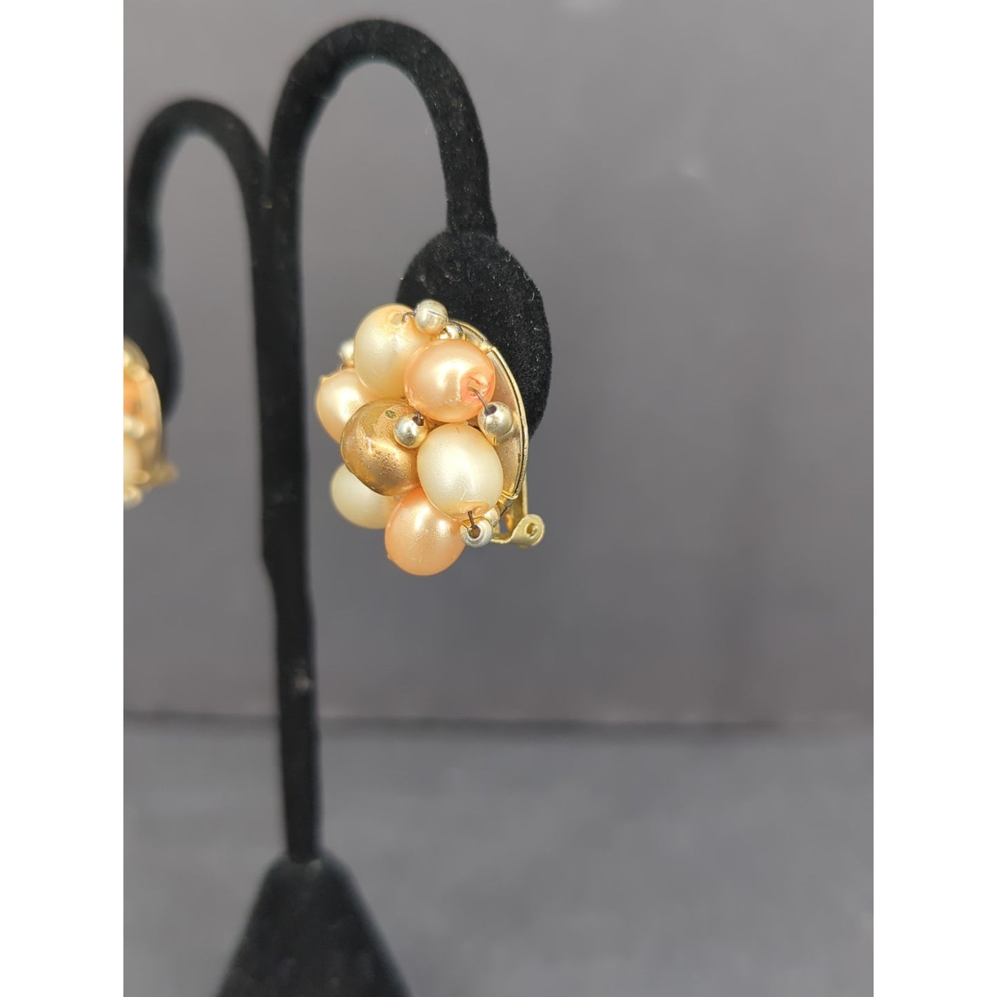 Vintage Faux Pearl Rhinestone Cluster Gold Tone Clip On Earrings Hong Kong