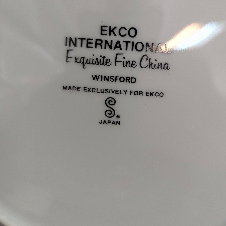Vintage Ekco International Winsford Fine China Dinner Plates Set of 2 Japan