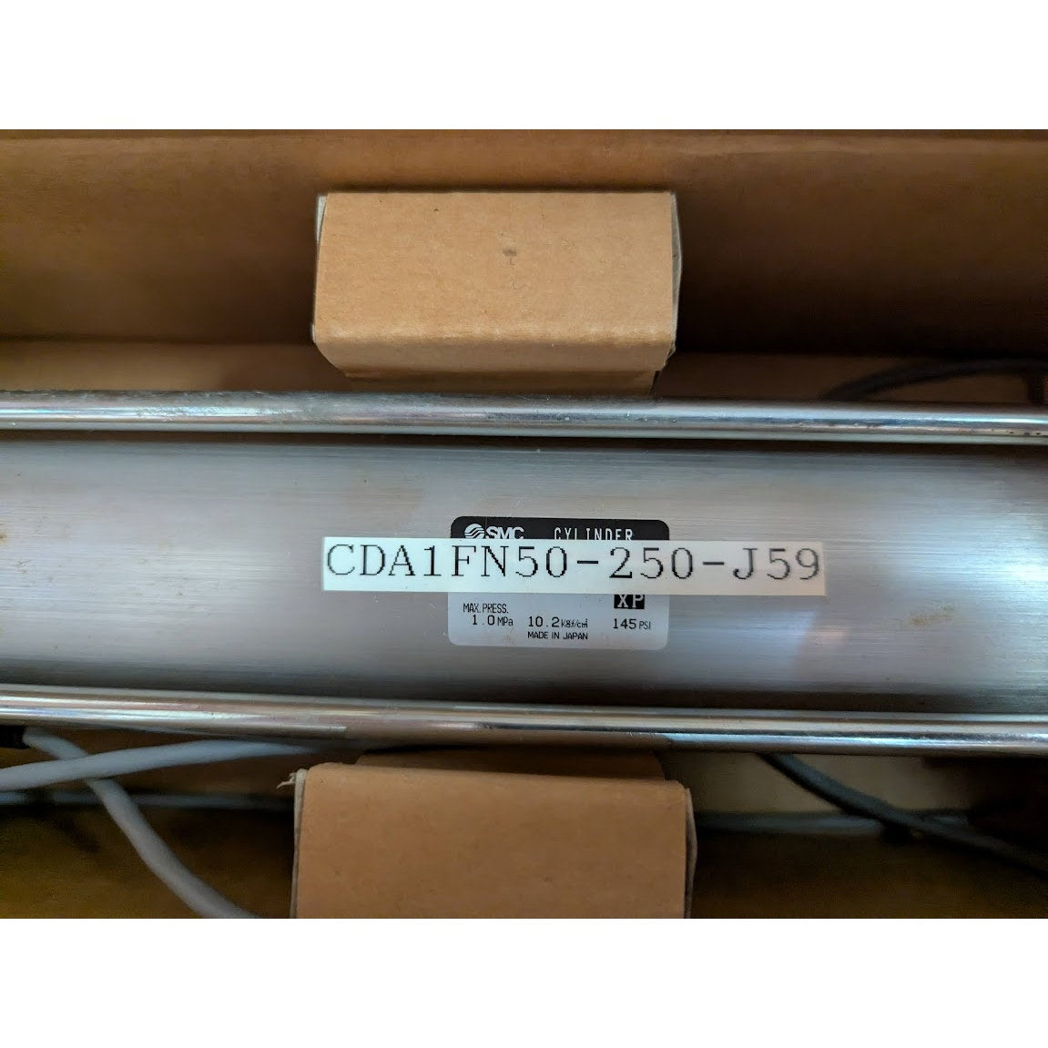New SMC Pneumatic Cylinder CDA1FN50-250-J59 Max Pressure 1.0 145 psi 10.2 kgf/cm