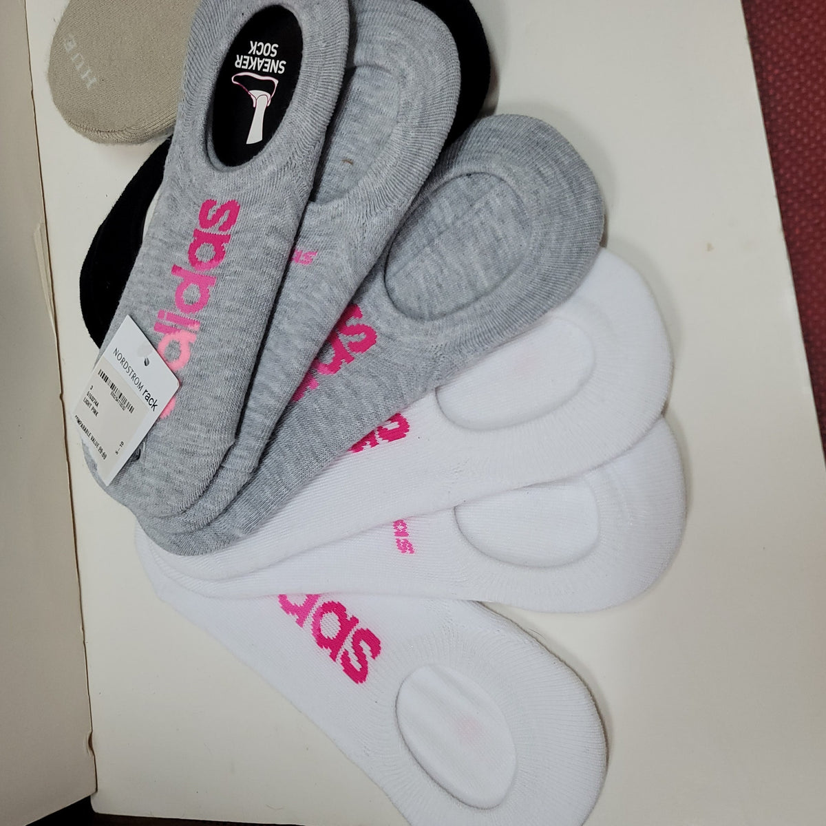 NWT Nordstrom Adidas Hue white Black tan No Show Socks Women 6-10.5 lot 9 Pair