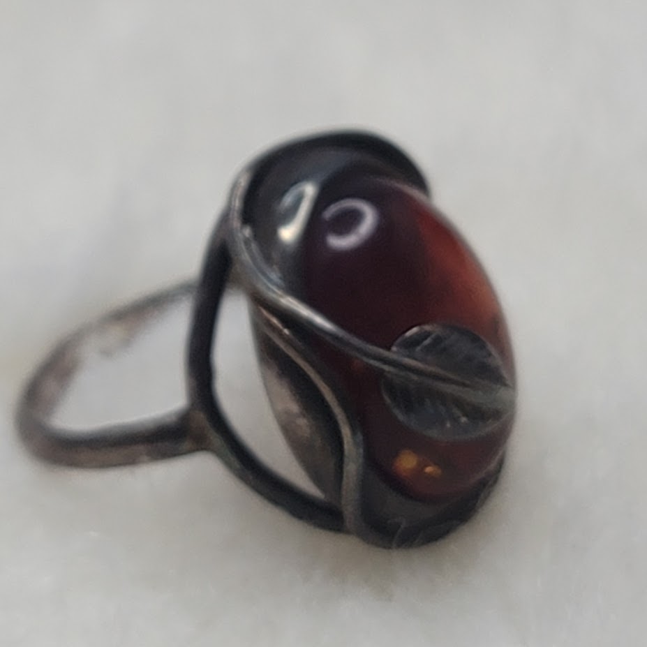 Vintage Navajo Modernist Baltic Amber & .925 Silver Ring