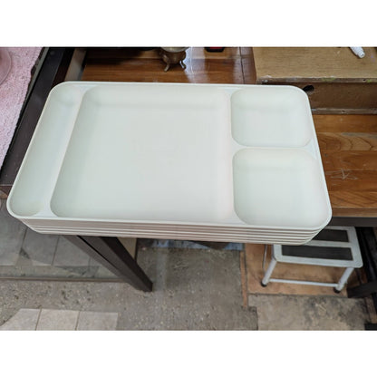 Vintage Tupperware divided lunch/dinner plate TV tray cafeteria-style serve 1535