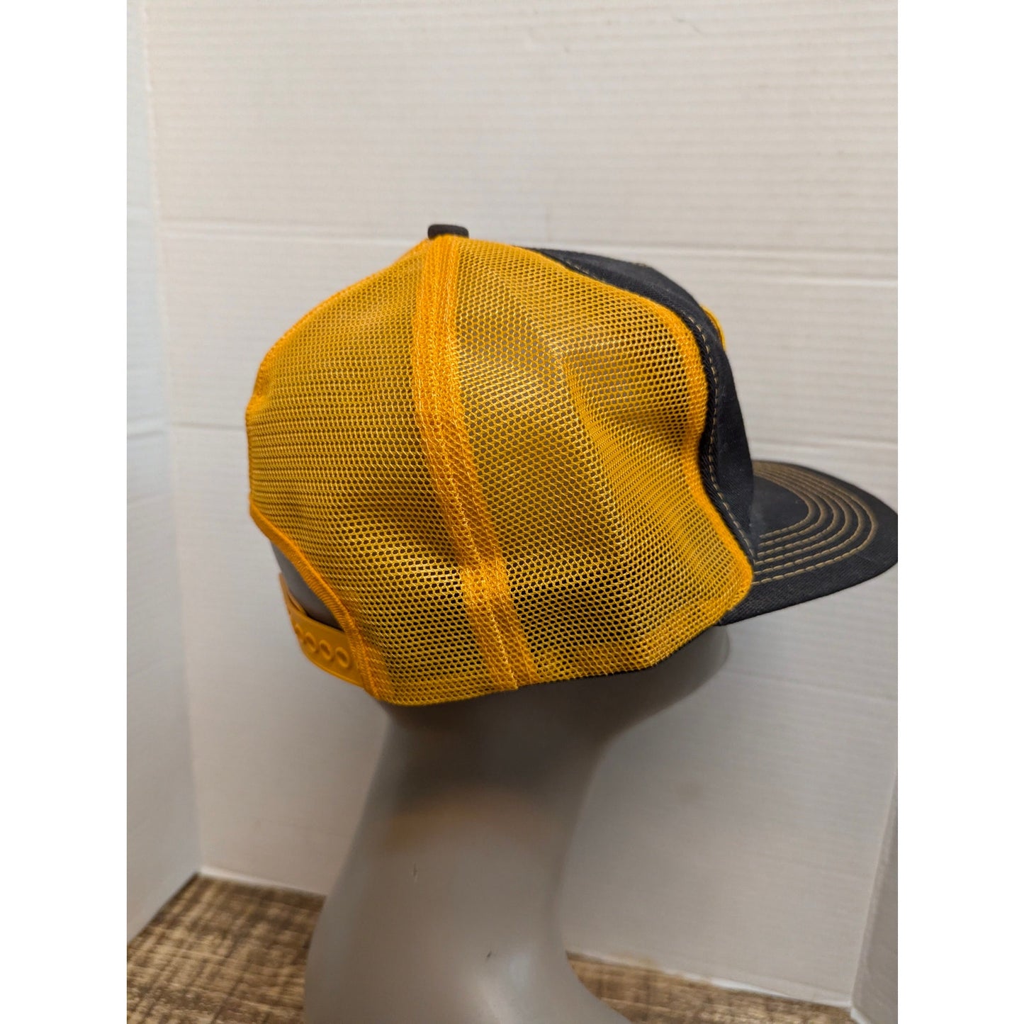Vintage In-Fisherman Bumblebee Black Gold Mesh Trucker Snapback Hat Kproducts