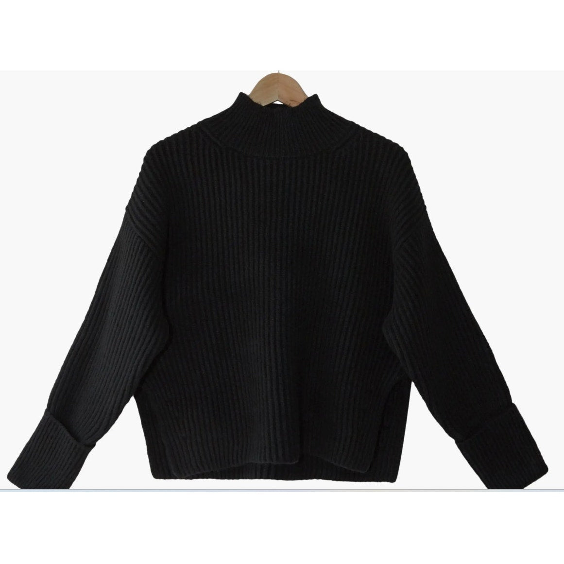 Women's Topshop Mock Neck Crop Sweater Size Medium Black High Low NEW chunky